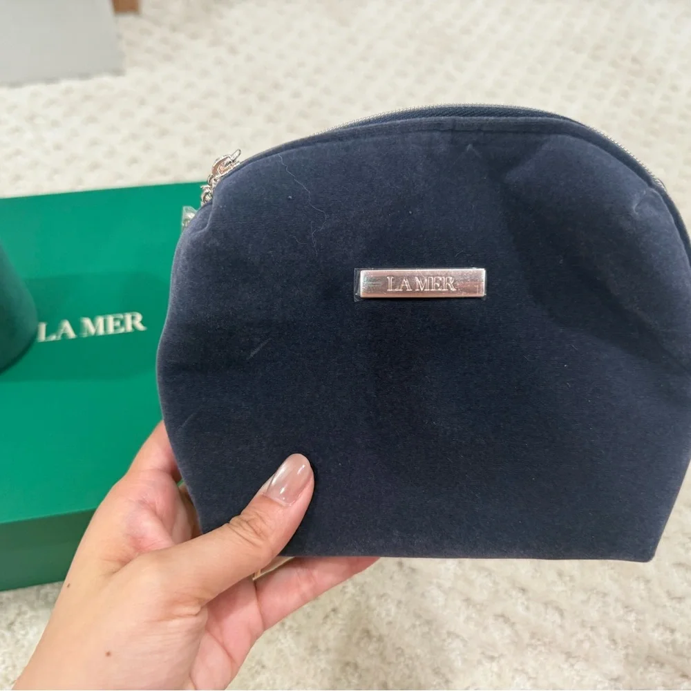 La Mer Velvet Travel Set in Deep Green and Navy Blue